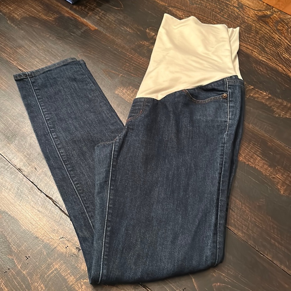 LOFT Maternity Jeans